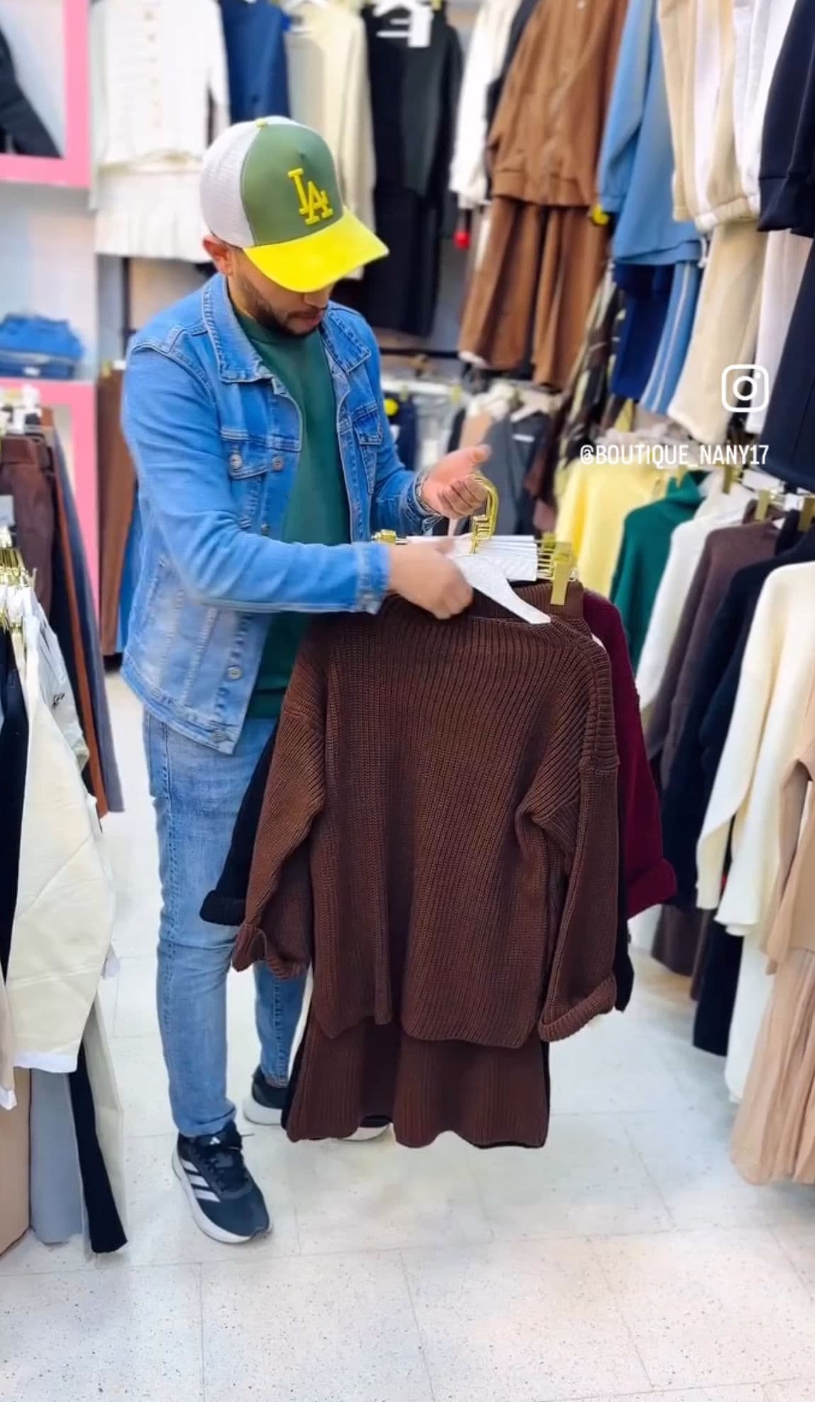 ensemble jupe 💚🤎🖤❤️🩶🤍 - صورة 5