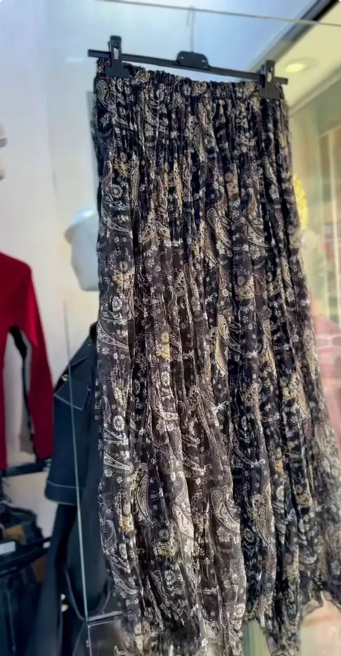 Magnifique ensemble jupe 🖤🤎🤍