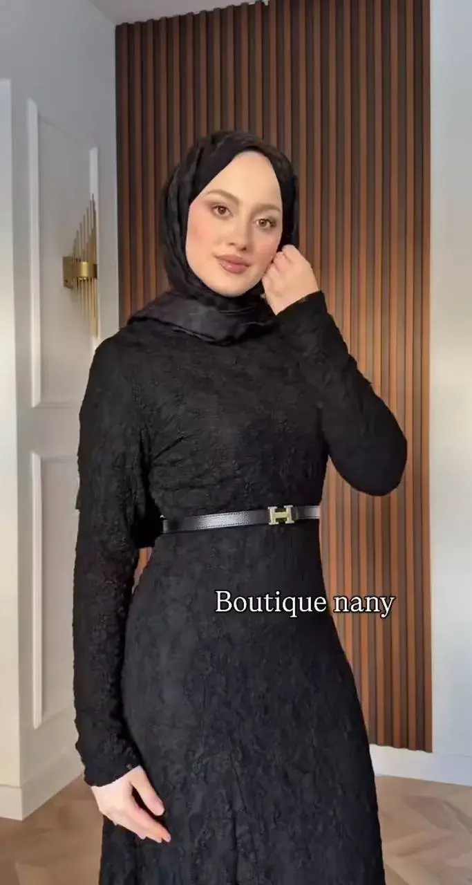 Une robe en dentelle 🤎🖤❤️